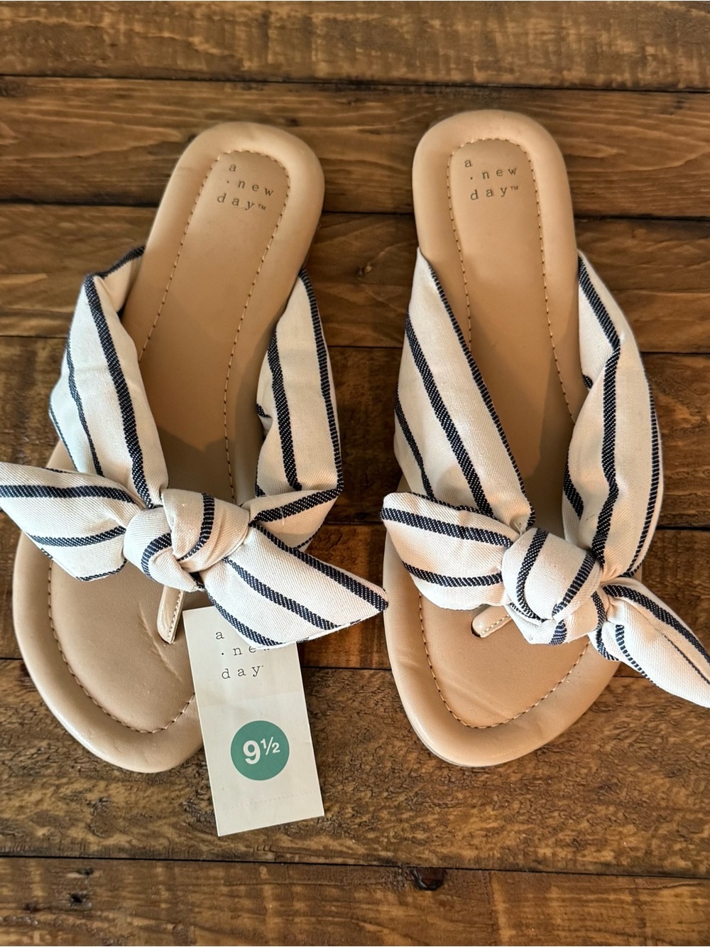 ⭐ 2/$20 a new day Striped Knot Slide Sandals - White and Navy